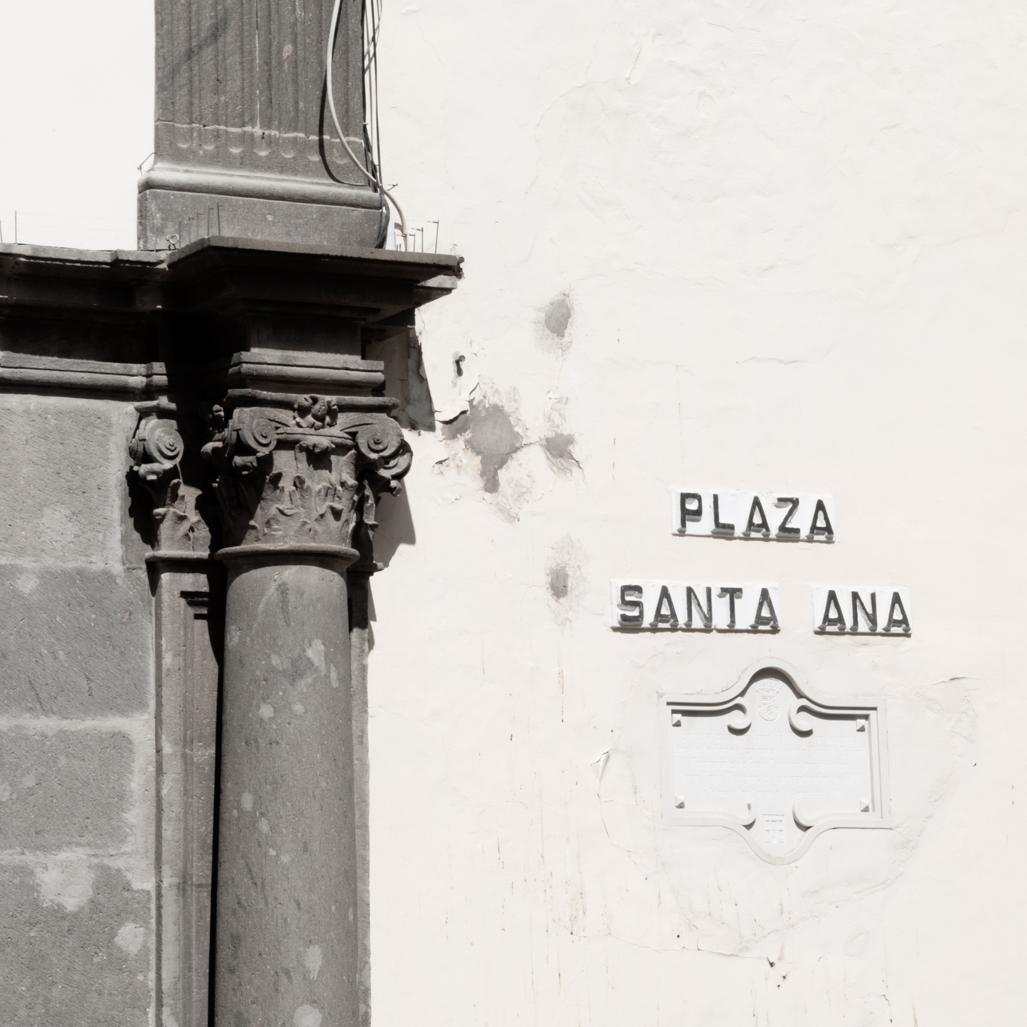 Veggbilder |  | A quiet spot in Las Palmas | fotokunst kunstfoto foto kunst bilder aluminiumsplate wall art