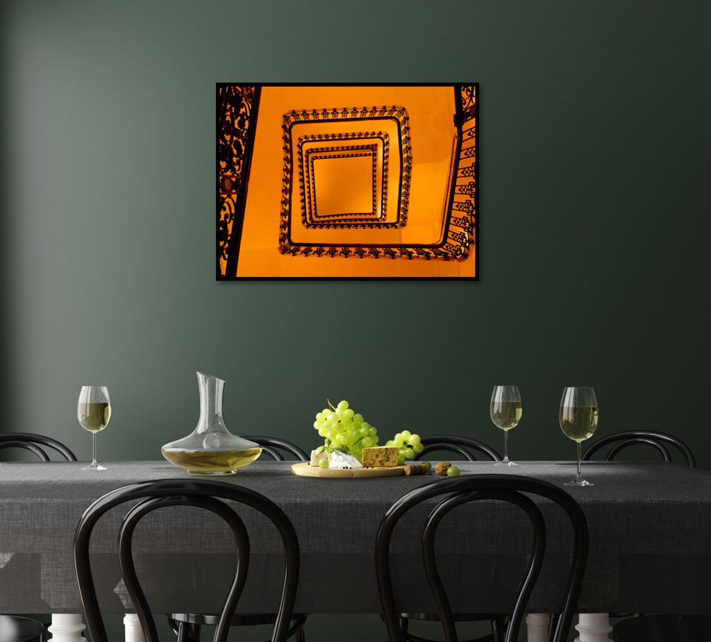 Veggbilder | Svart spiral | Black spiral on orange | fotokunst kunstfoto foto kunst bilder aluminiumsplate wall art